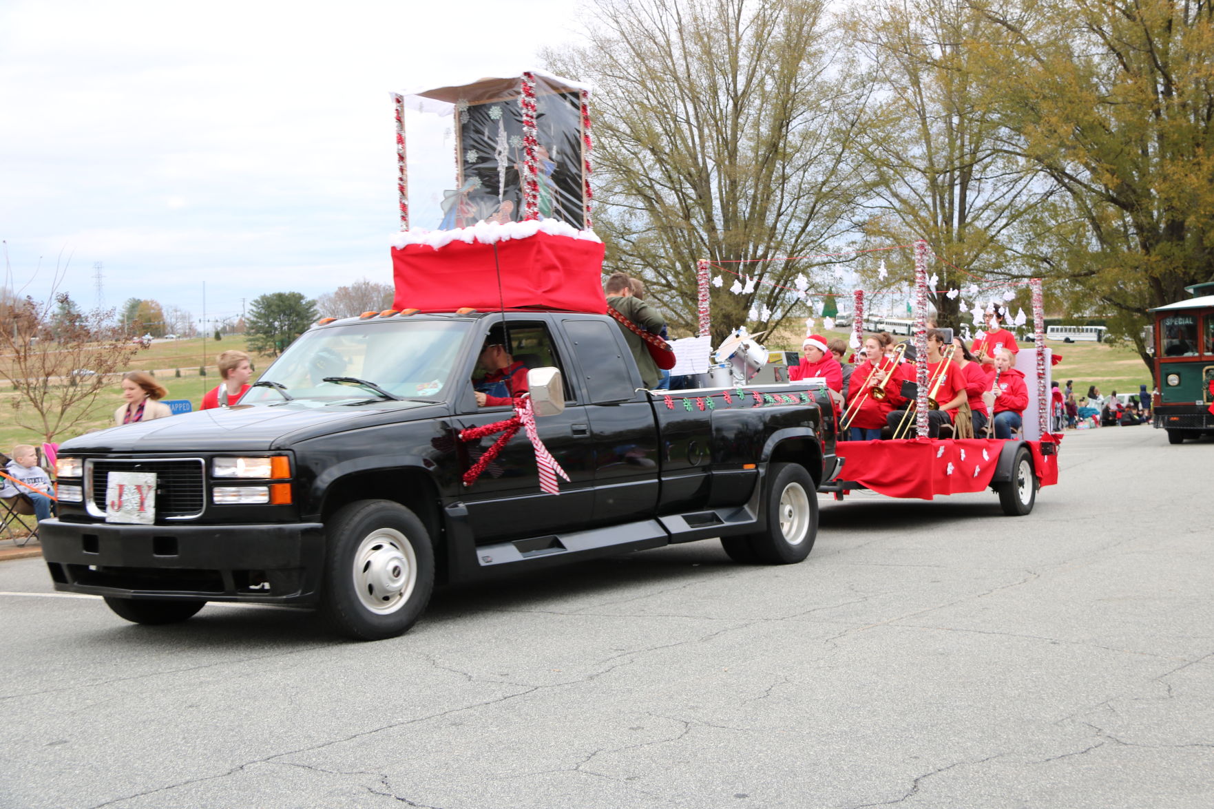 J. Iverson Riddle Christmas Parade 2018 (124).JPG